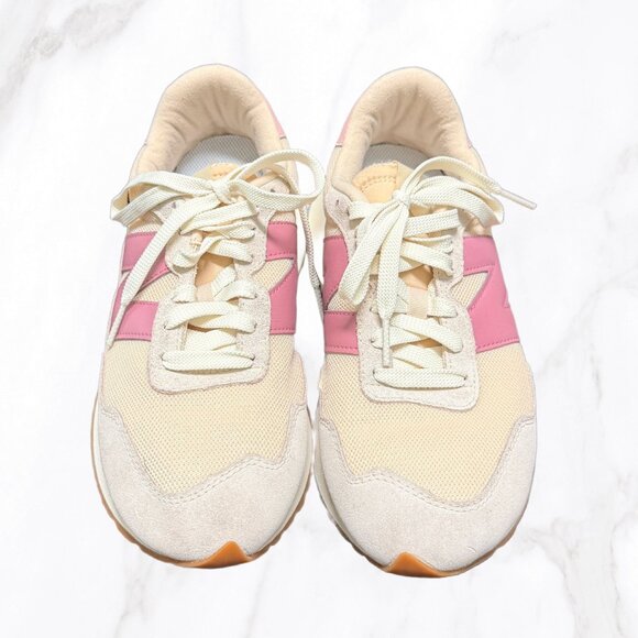 New Balance Women's 237 Beige/Pink Sneakers, Size 9 - Picture 2 of 10